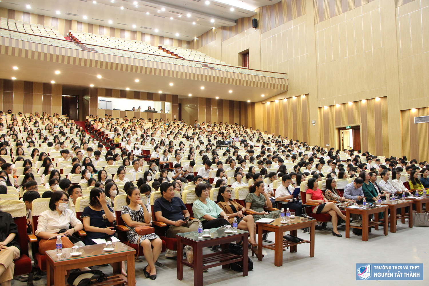 Vui đón Trung thu cùng học sinh khối 6, 7